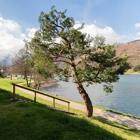 Apartment Cosy A Pour 4 Pers., Wifi Gratuit, Proche Telecabine, Et Balnea - Fr-1-695-16 Loudenvielle