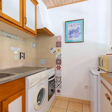 Cosy à Pour 4 Pers., Wifi Gratuit, Proche Télécabine, Et Balnéa - Fr-1-695-16 Apartamento *